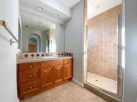 Bath - 6259 Paseo Callado, Carlsbad, CA 92009 photo 2 of 4