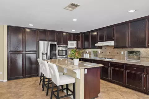Kitchen - 10145 Challenger Ct, Spring Valley, CA 91978 photo 2 of 4