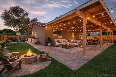 Exterior - 931 Jones St, Brawley, CA 92227 photo 3 of 3