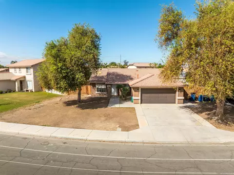 View/Area - 931 Jones St, Brawley, CA 92227 photo 1 of 4