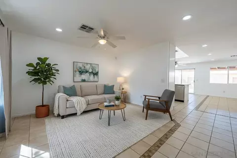 Living - 931 Jones St, Brawley, CA 92227 photo 2 of 4