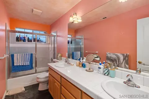 Bath - 13602 Indian Springs Dr, Jamul, CA 91935 photo 3 of 3