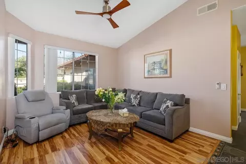 Living - 13602 Indian Springs Dr, Jamul, CA 91935 photo 4 of 5