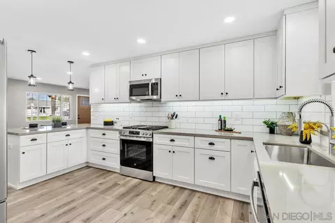 Kitchen - 9209 Arnaz Way, Santee, CA 92071 photo 4 of 7