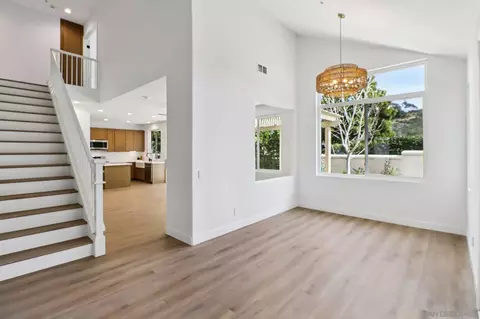 Living - 2082 Fairhope Loop, Vista, CA 92081 photo 6 of 6