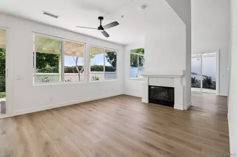 Living - 2082 Fairhope Loop, Vista, CA 92081 photo 4 of 6