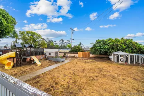 Exterior - 7009 Wyoming Ave, La Mesa, CA 91942 photo 4 of 7