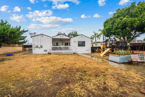 Exterior - 7009 Wyoming Ave, La Mesa, CA 91942 photo 7 of 7