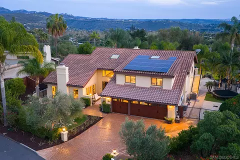 View/Area - 13723 Vista Poniente Dr, Poway, CA 92064 photo 1 of 3