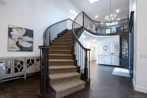 Entry Way - 13723 Vista Poniente Dr, Poway, CA 92064 photo 2 of 3