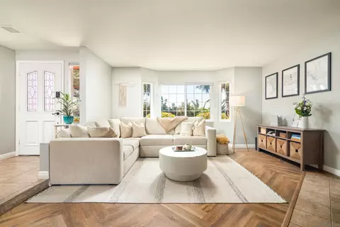 1806 Mckee St #A1, San Diego, CA 92110