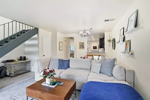 Living - 857 Violet Ct, Carlsbad, CA 92011 photo 2 of 4