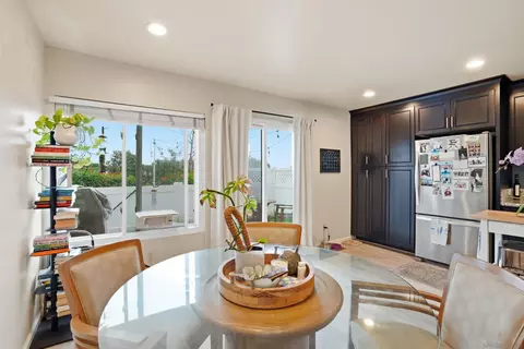 Dining - 857 Violet Ct, Carlsbad, CA 92011 photo 4 of 4