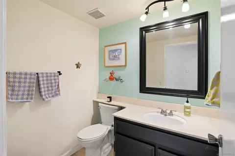 Bath - 857 Violet Ct, Carlsbad, CA 92011 photo 2 of 2