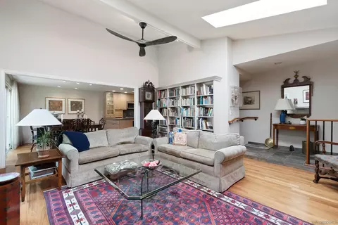 8770 Caminito Sueno, La Jolla, CA 92037 photo 6
