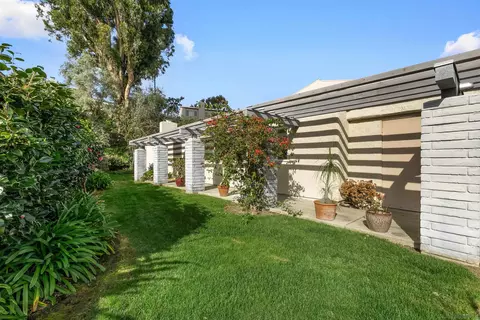 8770 Caminito Sueno, La Jolla, CA 92037 photo 26