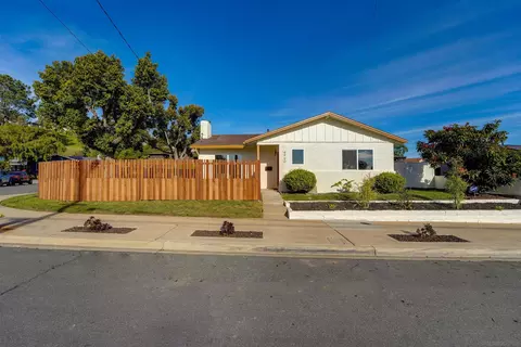 4960 Sparks Ave, San Diego, CA 92110