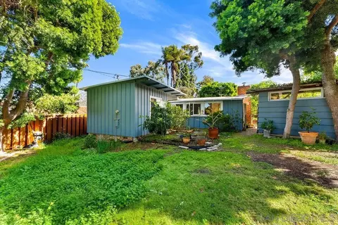 Exterior - 2820 Hidden Valley Rd, La Jolla, CA 92037 photo 6 of 10