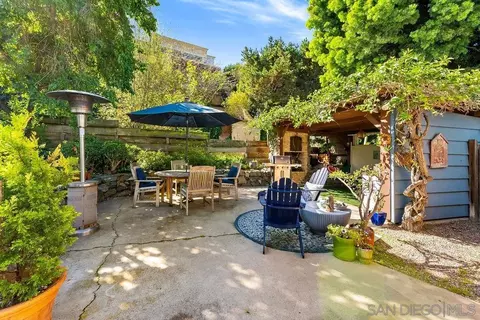 Exterior - 2820 Hidden Valley Rd, La Jolla, CA 92037 photo 4 of 10