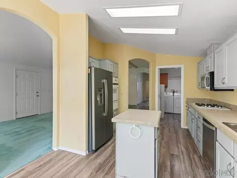 Kitchen - 9500 Harritt Rd #31, Lakeside, CA 92040 photo 5 of 5
