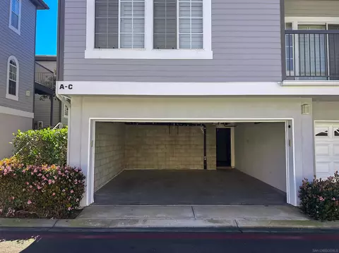 Exterior - 8625 Via Mallorca UNIT C, La Jolla, CA 92037 photo 2 of 3