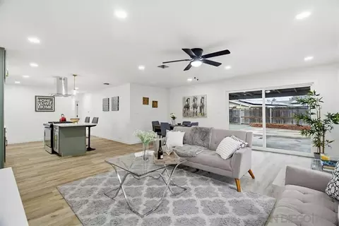 8402 Lockland Ct, Spring Valley, CA 91977 photo 14