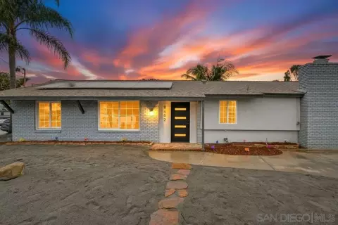 8402 Lockland Ct, Spring Valley, CA 91977
