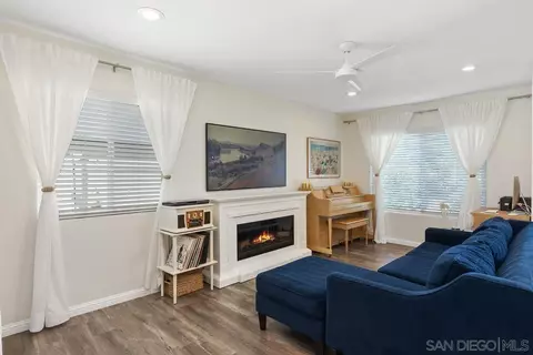 Living - 185 Harrison, Oceanside, CA 92057 photo 4 of 7