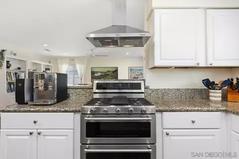 Kitchen - 185 Harrison, Oceanside, CA 92057 photo 4 of 5
