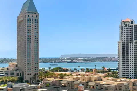 700 Front St #1004, San Diego, CA 92101