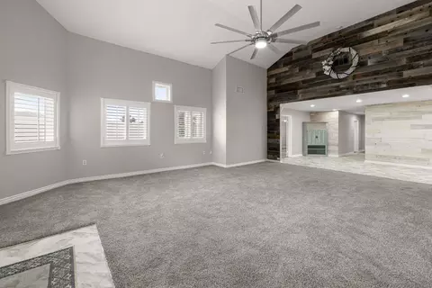 Living - 12730 8th St, Yucaipa, CA 92399 photo 4 of 6