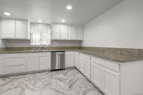 Kitchen - 12730 8th St, Yucaipa, CA 92399 photo 1 of 2