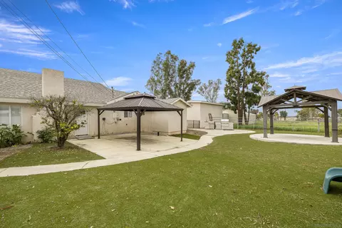 Exterior - 12730 8th St, Yucaipa, CA 92399 photo 6 of 7