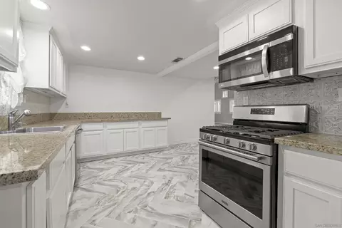 Kitchen - 12730 8th St, Yucaipa, CA 92399 photo 2 of 2