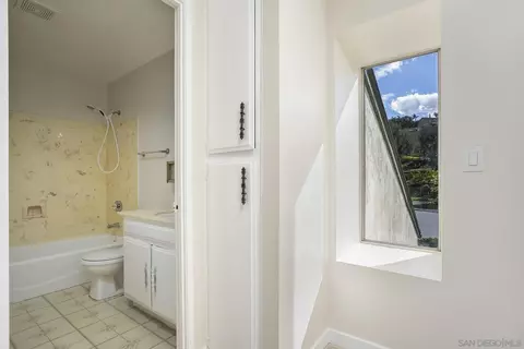 2014 Terraspiro Ave, Spring Valley, CA 91977 photo 19