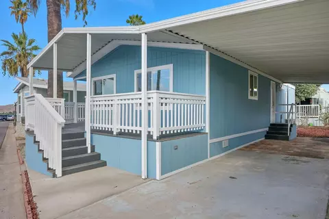 13594 Highway 8 Business # 33, Lakeside, CA 92040