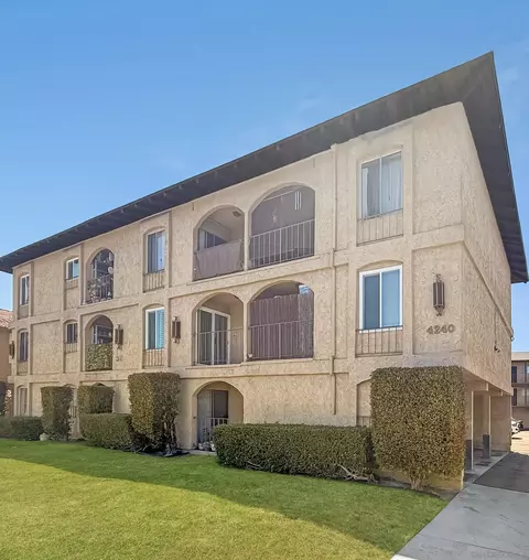 4240 Menlo Ave #9, San Diego, CA 92115