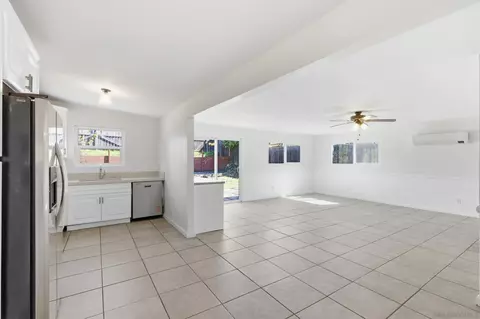 Living - 9241 Bloomdale St, Santee, CA 92071 photo 5 of 7
