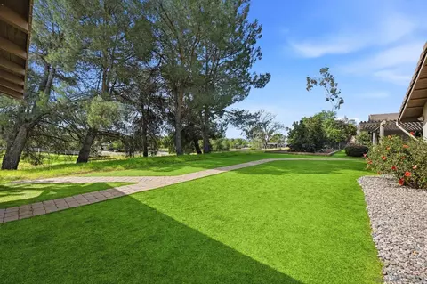 Exterior - 15976 Eagle View Ln, Valley Center, CA 92082 photo 7 of 12