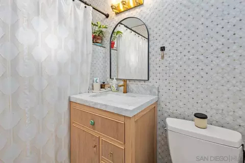 Bath - 800 3rd St, Coronado, CA 92118 photo 1 of 1