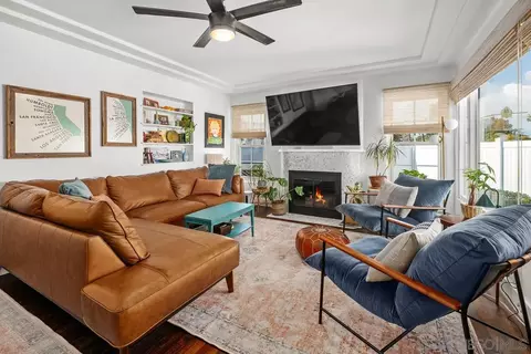 800 3rd St, Coronado, CA 92118