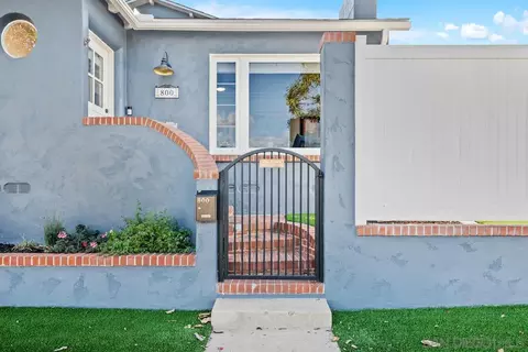 Exterior - 800 3rd St, Coronado, CA 92118 photo 1 of 5