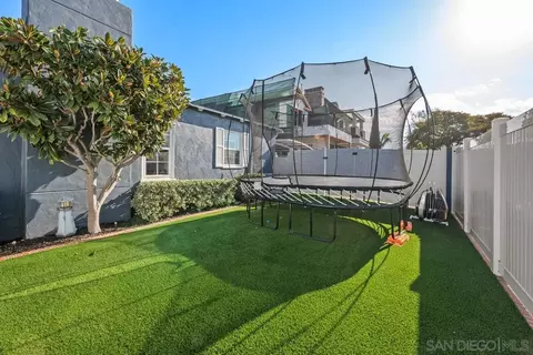 Exterior - 800 3rd St, Coronado, CA 92118 photo 3 of 5