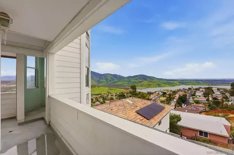 View/Area - 1650 Cuyamaca Ave, Spring Valley, CA 91977 photo 1 of 8