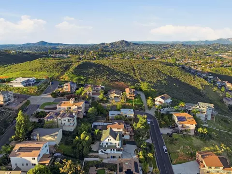 View/Area - 1650 Cuyamaca Ave, Spring Valley, CA 91977 photo 7 of 8
