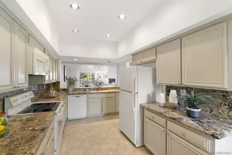 135 S Sierra Ave #6, Solana Beach, CA 92075 photo 16