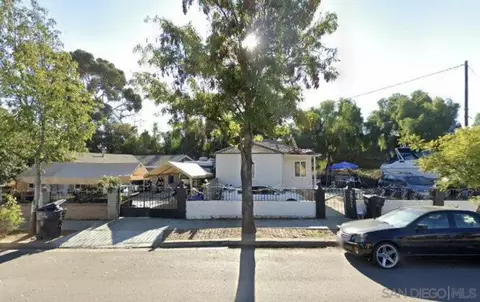 3821-3823 Cottonwood St, San Diego, CA 92113