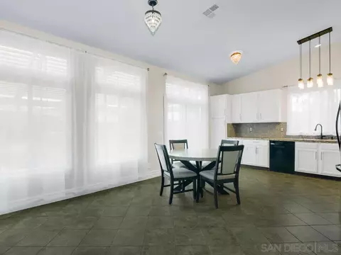 32453 Enriqueta Cir, Temecula, CA 92592 photo 12
