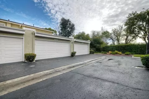 Exterior - 13619 Sycamore Tree Ln, Poway, CA 92064 photo 8 of 11