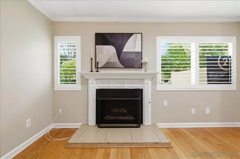 Living - 13619 Sycamore Tree Ln, Poway, CA 92064 photo 6 of 9